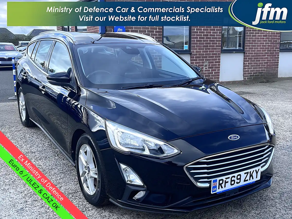 Used 2019 Ford Focus Zetec Shadow Black Mica Met - Front View