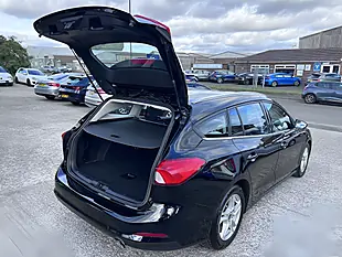 Used 2019 Ford Focus Zetec Shadow Black Mica Met - Interior and Exterior details 17