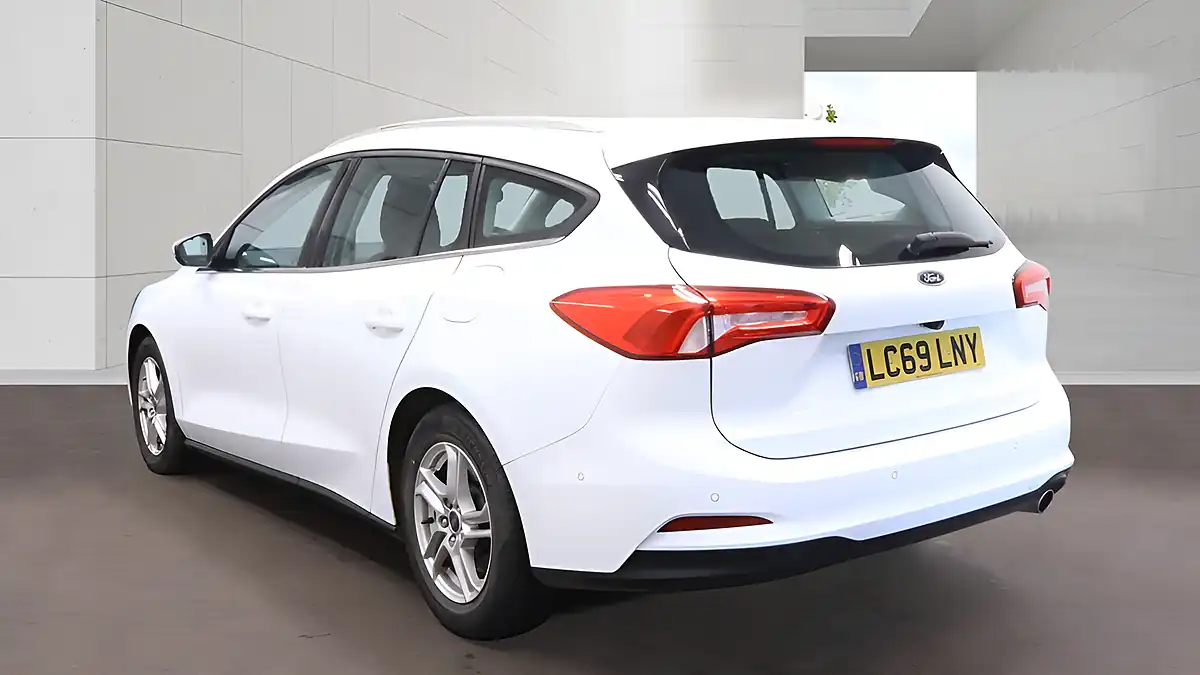 Used 2019 Ford Focus Zetec White - Front View