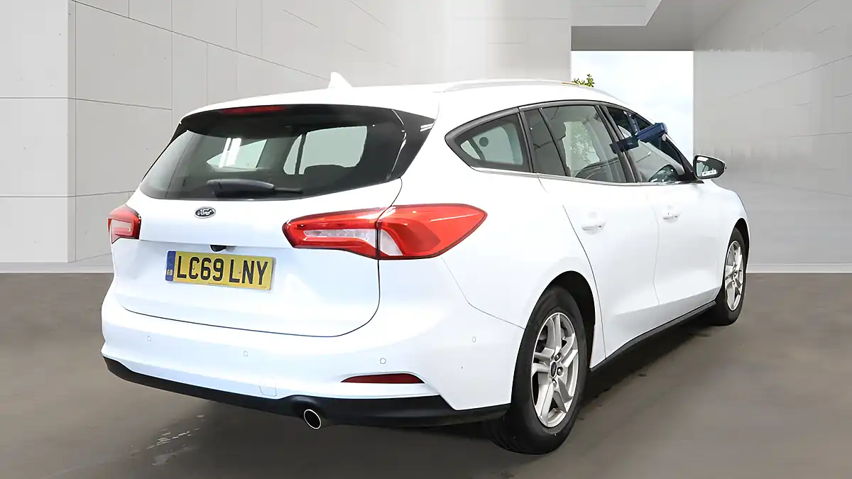 Used 2019 Ford Focus Zetec White - Interior and Exterior details 2