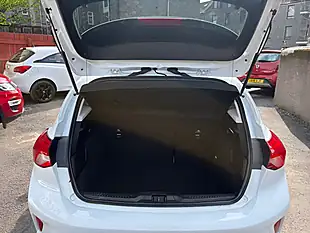 Used 2019 Ford Focus Zetec White - Interior and Exterior details 12
