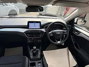 Used 2019 Ford Focus Zetec White - Interior and Exterior details 13