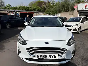 Used 2019 Ford Focus Zetec White - Interior and Exterior details 4