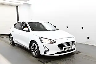 Used 2019 Ford Focus Zetec White - Interior and Exterior details 8