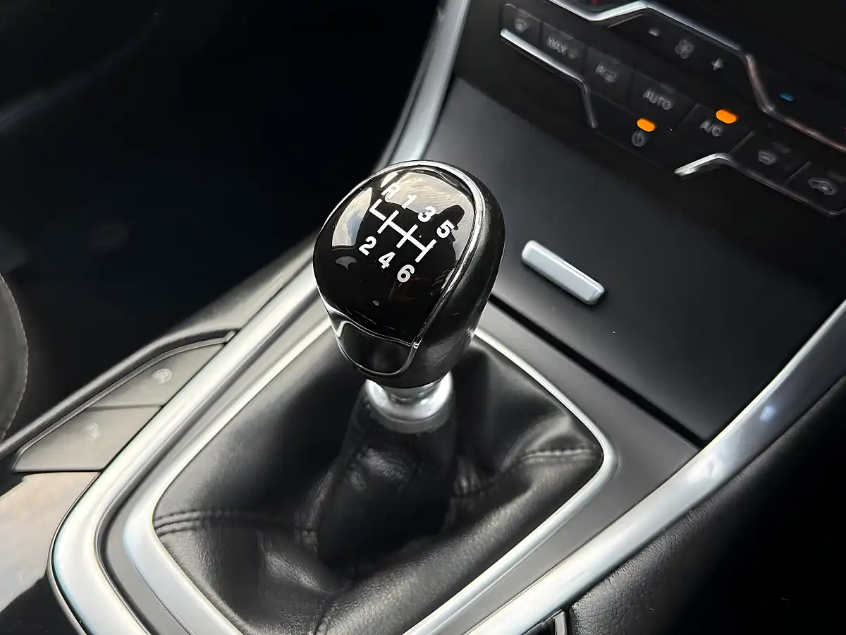 Used 2019 Ford Galaxy Titanium Black - Interior and Exterior details 3