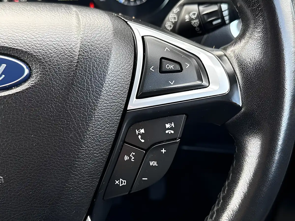Used 2019 Ford Galaxy Titanium Grey - Interior and Exterior details 19