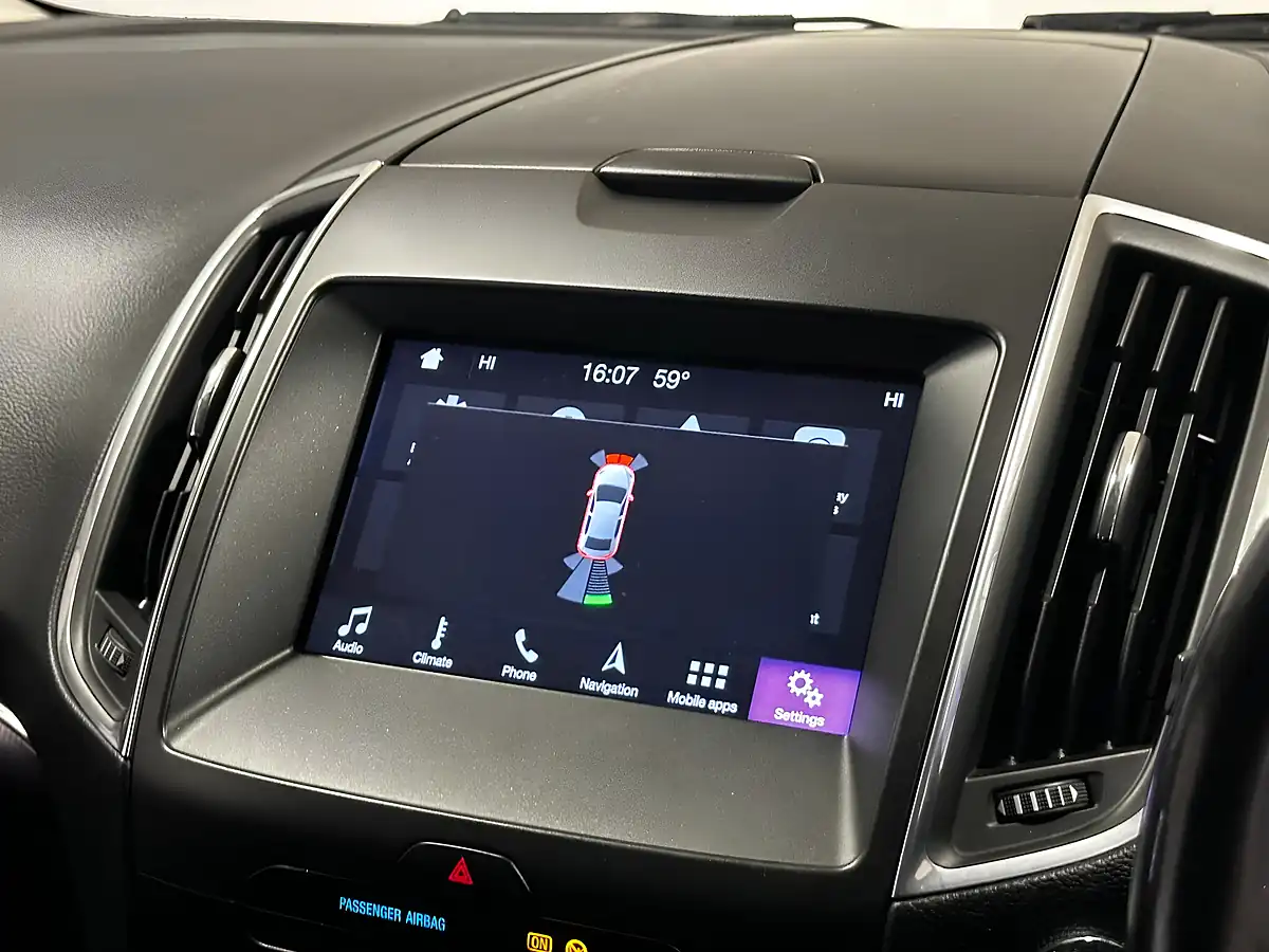 Used 2019 Ford Galaxy Titanium Moondust Silver - Interior and Exterior details 18