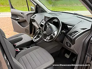 Used 2019 Ford Grand Tourneo Connect Titanium Grey - Interior and Exterior details 11