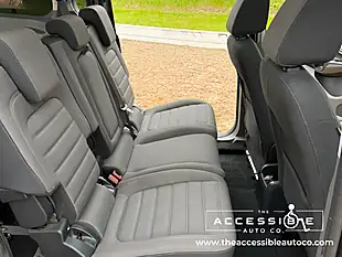 Used 2019 Ford Grand Tourneo Connect Titanium Grey - Interior and Exterior details 13