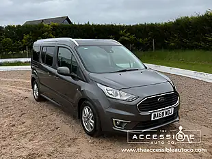 Used 2019 Ford Grand Tourneo Connect Titanium Grey - Interior and Exterior details 3