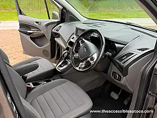 Used 2019 Ford Grand Tourneo Connect Titanium Grey - Interior and Exterior details 11