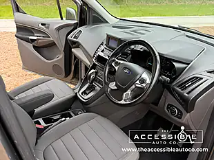 Used 2019 Ford Grand Tourneo Connect Titanium Grey - Interior and Exterior details 10