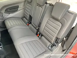 Used 2019 Ford Grand Tourneo Connect Titanium Red - Interior and Exterior details 16