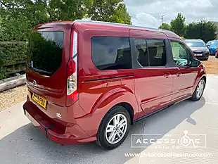 Used 2019 Ford Grand Tourneo Connect Titanium Red - Interior and Exterior details 5