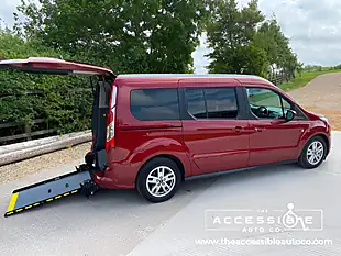 Used 2019 Ford Grand Tourneo Connect Titanium Red - Interior and Exterior details 6