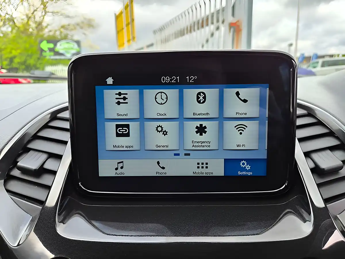 Used 2019 Ford Ka+ Active Bronze - Interior and Exterior details 12