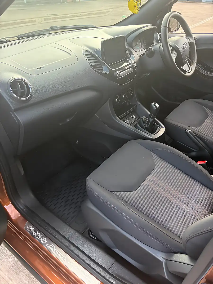 Used 2019 Ford Ka+ Active Bronze - Interior and Exterior details 11