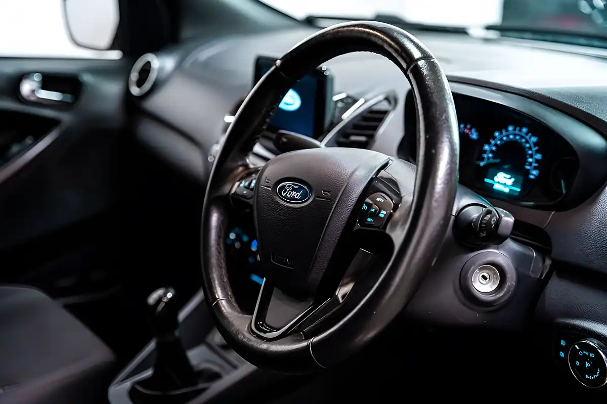 Used 2019 Ford Ka+ Active Bronze - Interior and Exterior details 6