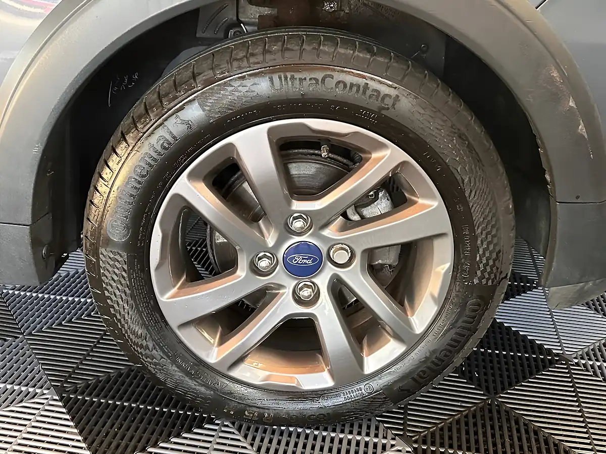 Used 2019 Ford Ka+ Active Smoke Grey - Interior and Exterior details 18