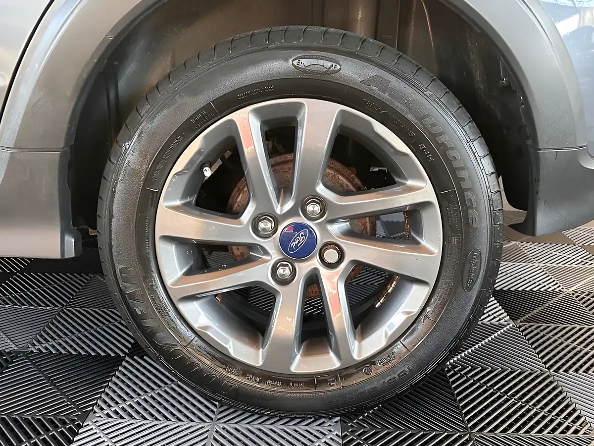Used 2019 Ford Ka+ Active Smoke Grey - Interior and Exterior details 8
