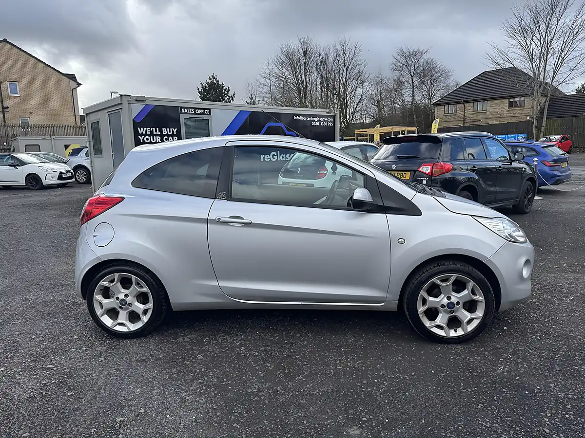 Used 2019 Ford Ka Plus Zetec Black - Interior and Exterior details 13