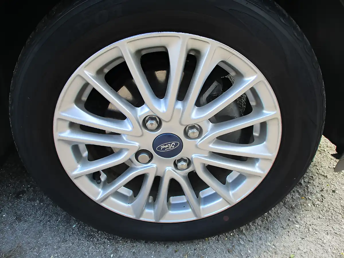 Used 2019 Ford Ka+ Zetec Black - Interior and Exterior details 12