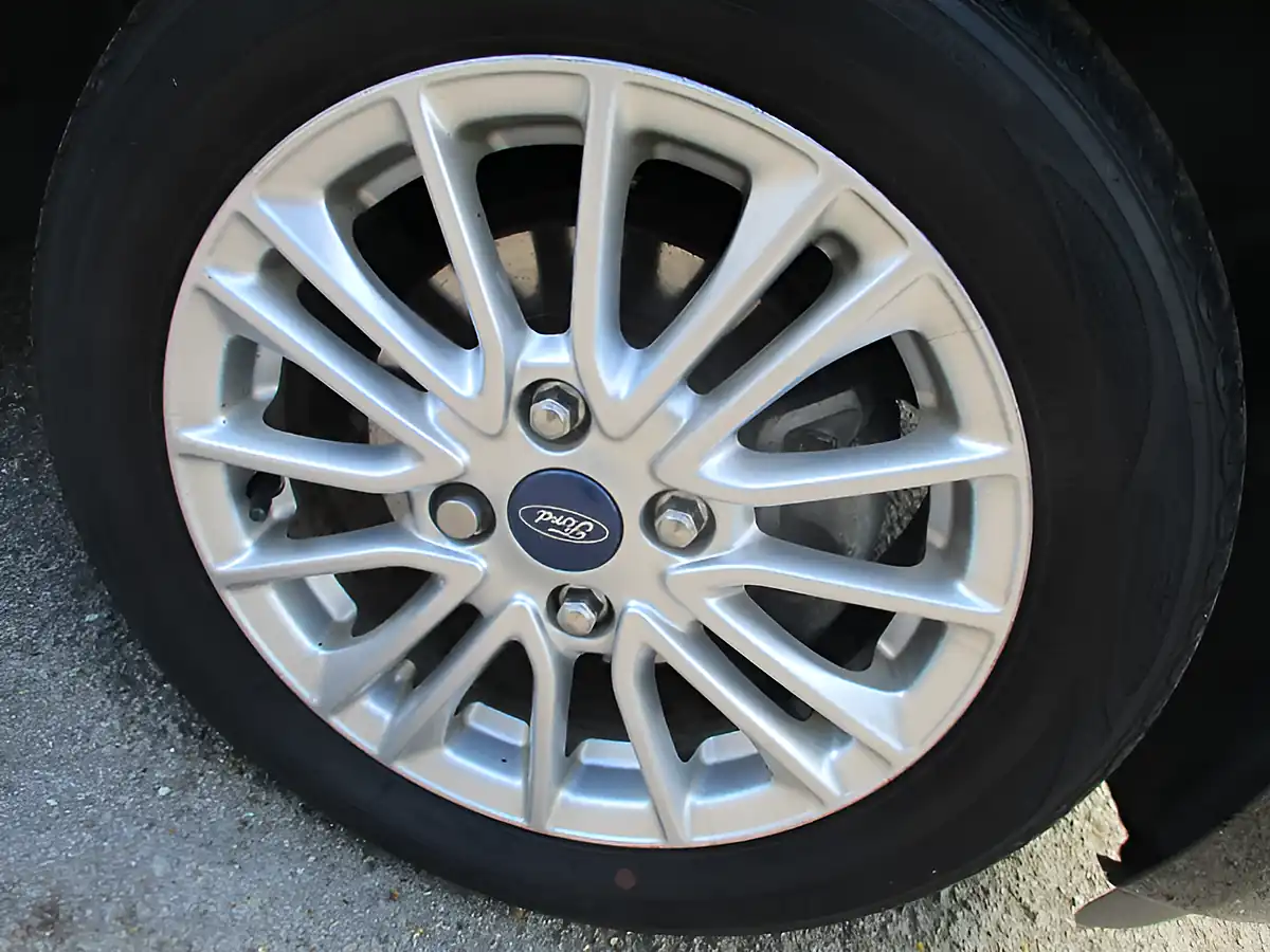 Used 2019 Ford Ka+ Zetec Black - Interior and Exterior details 13
