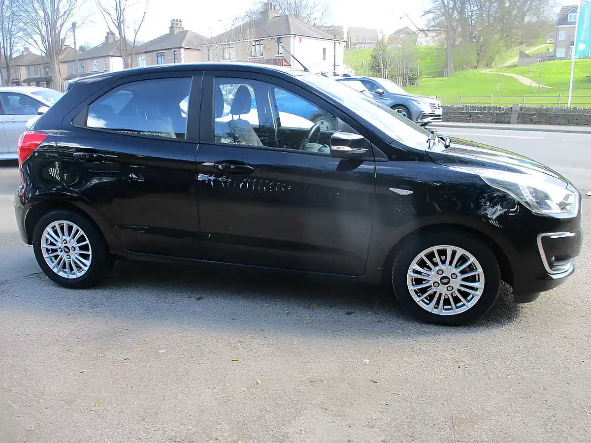 Used 2019 Ford Ka+ Zetec Black - Interior and Exterior details 4