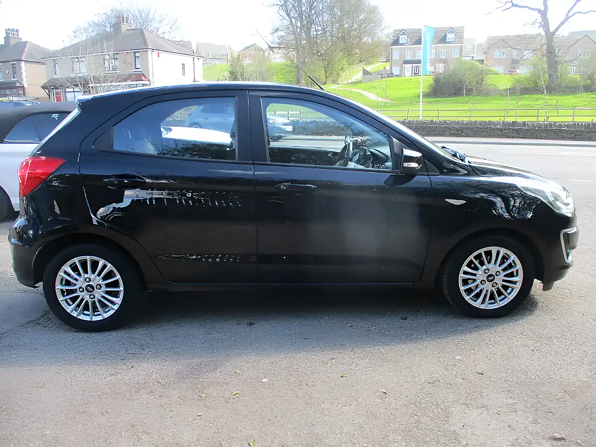 Used 2019 Ford Ka+ Zetec Black - Interior and Exterior details 5