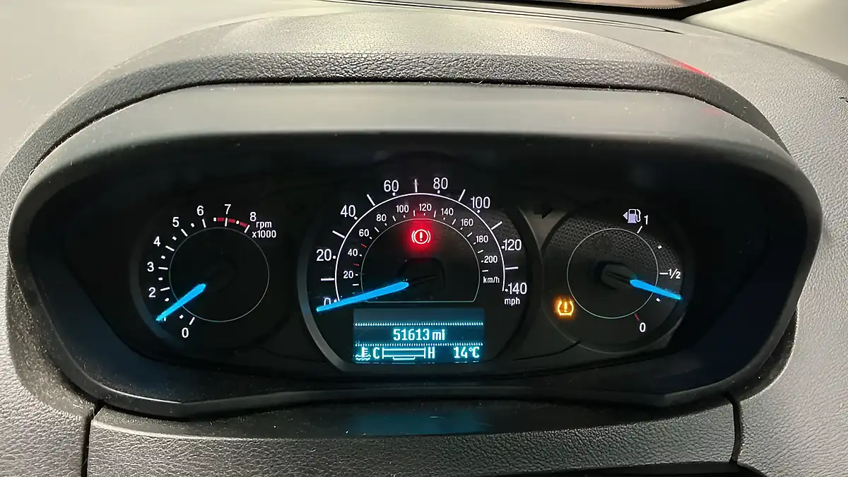 Used 2019 Ford Ka+ Zetec Deep Blue - Interior and Exterior details 9