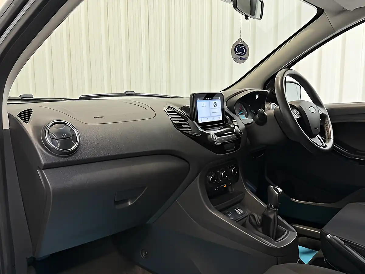 Used 2019 Ford Ka+ Zetec Oxford White - Interior and Exterior details 11