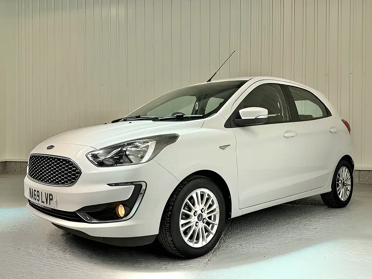 Used 2019 Ford Ka+ Zetec Oxford White - Interior and Exterior details 3