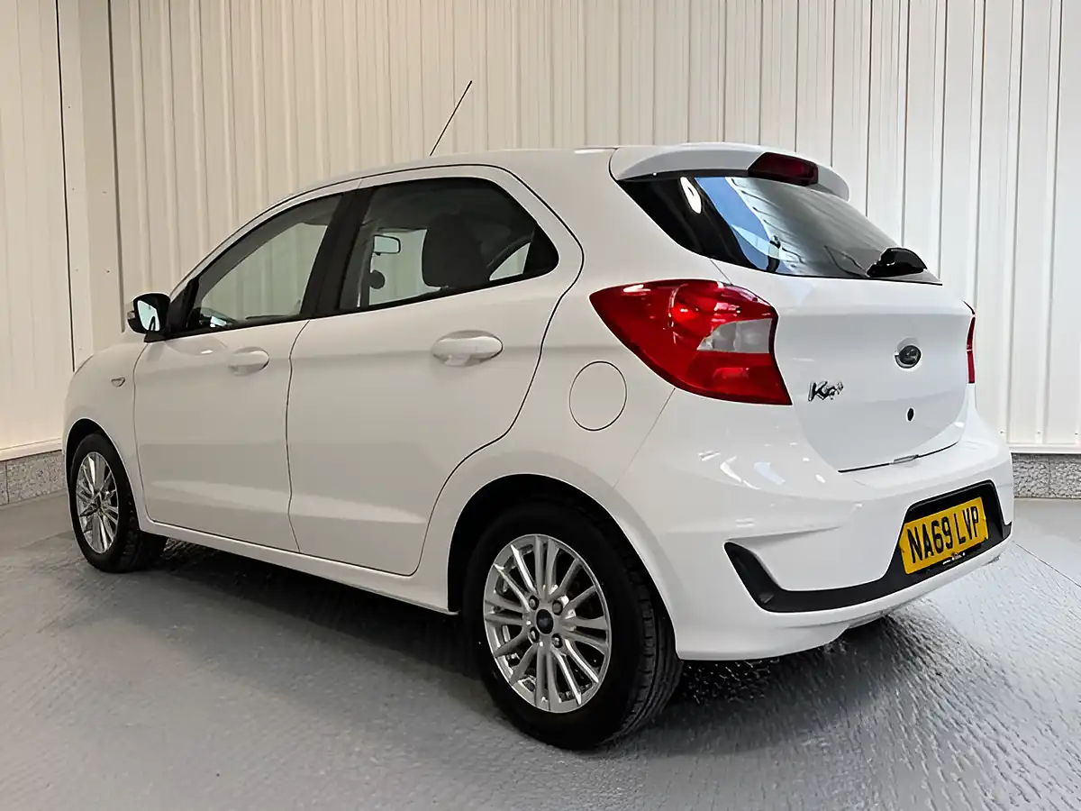 Used 2019 Ford Ka+ Zetec Oxford White - Interior and Exterior details 5