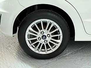 Used 2019 Ford Ka+ Zetec Oxford White - Interior and Exterior details 8