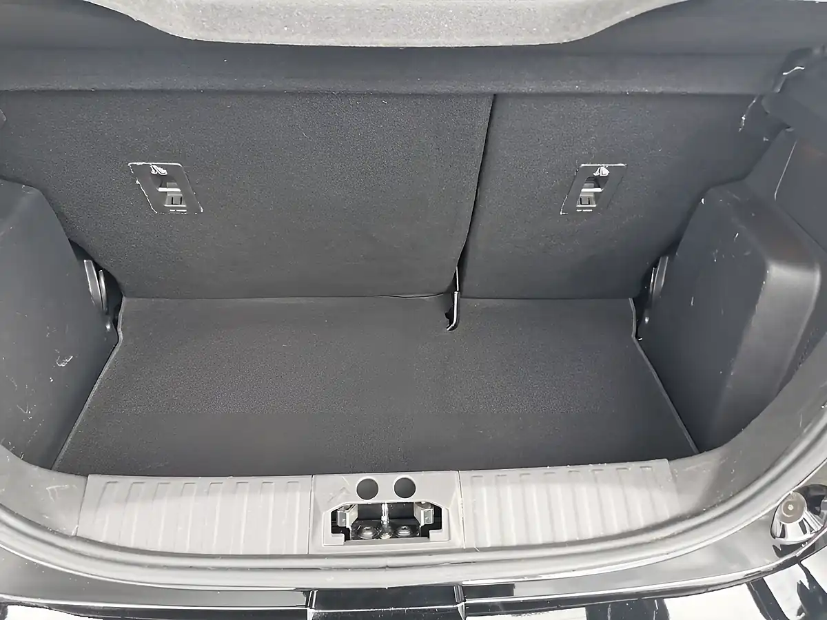 Used 2019 Ford Ka+ Zetec Shadow Black - Interior and Exterior details 12
