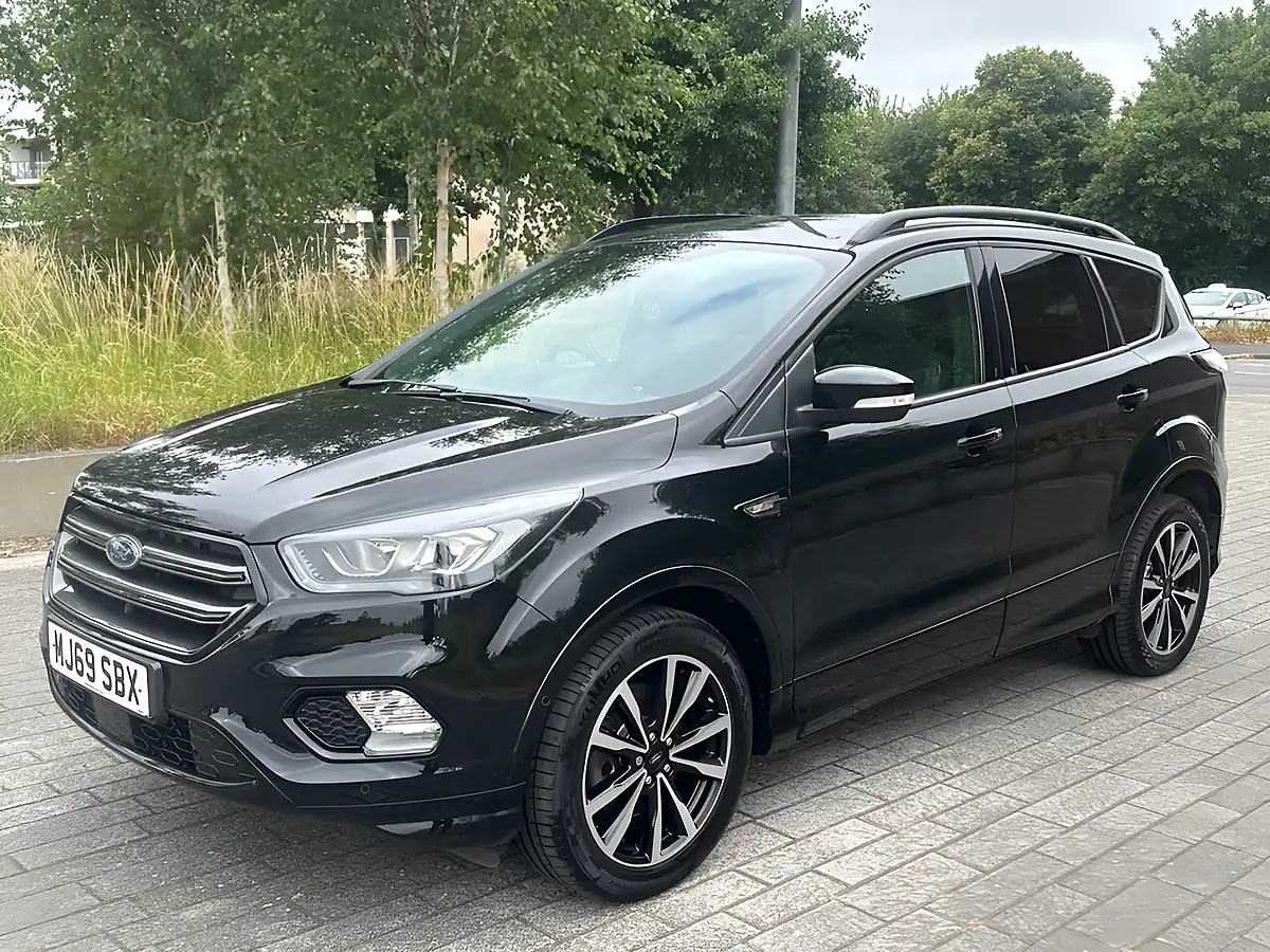 Used 2019 Ford Kuga ST-Line Black - Interior and Exterior details 11