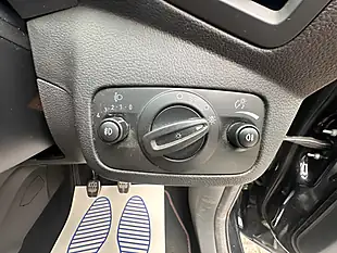 Used 2019 Ford Kuga ST-Line Black - Interior and Exterior details 13