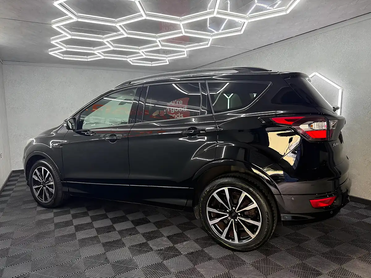Used 2019 Ford Kuga ST-Line Black - Interior and Exterior details 11