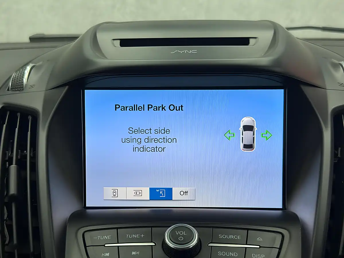 Used 2019 Ford Kuga ST-Line Black - Interior and Exterior details 18