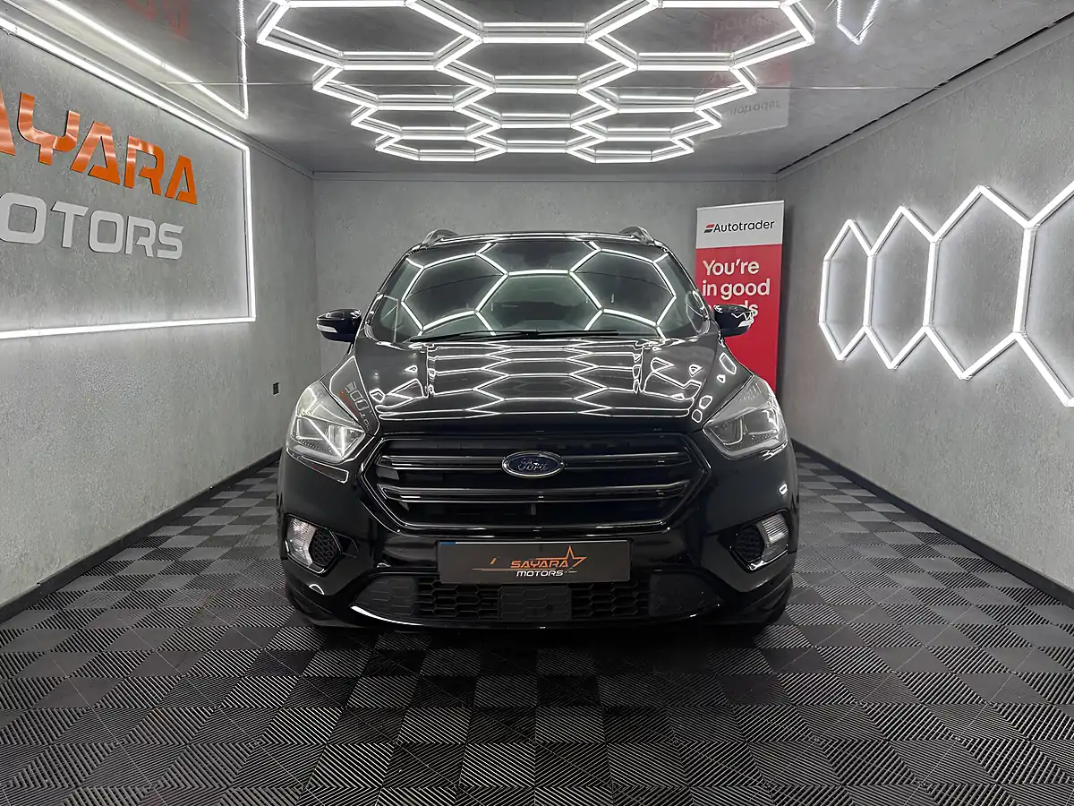 Used 2019 Ford Kuga ST-Line Black - Interior and Exterior details 3