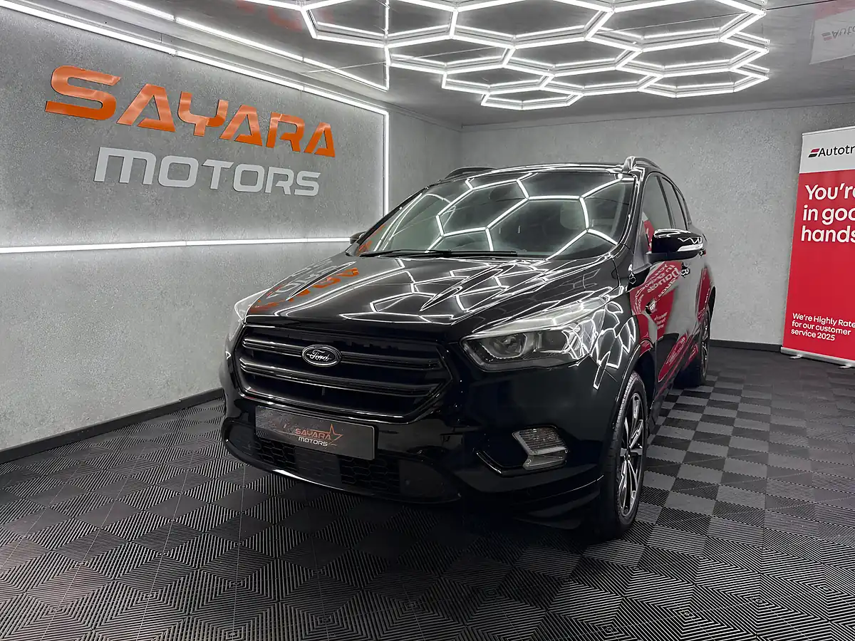 Used 2019 Ford Kuga ST-Line Black - Interior and Exterior details 5