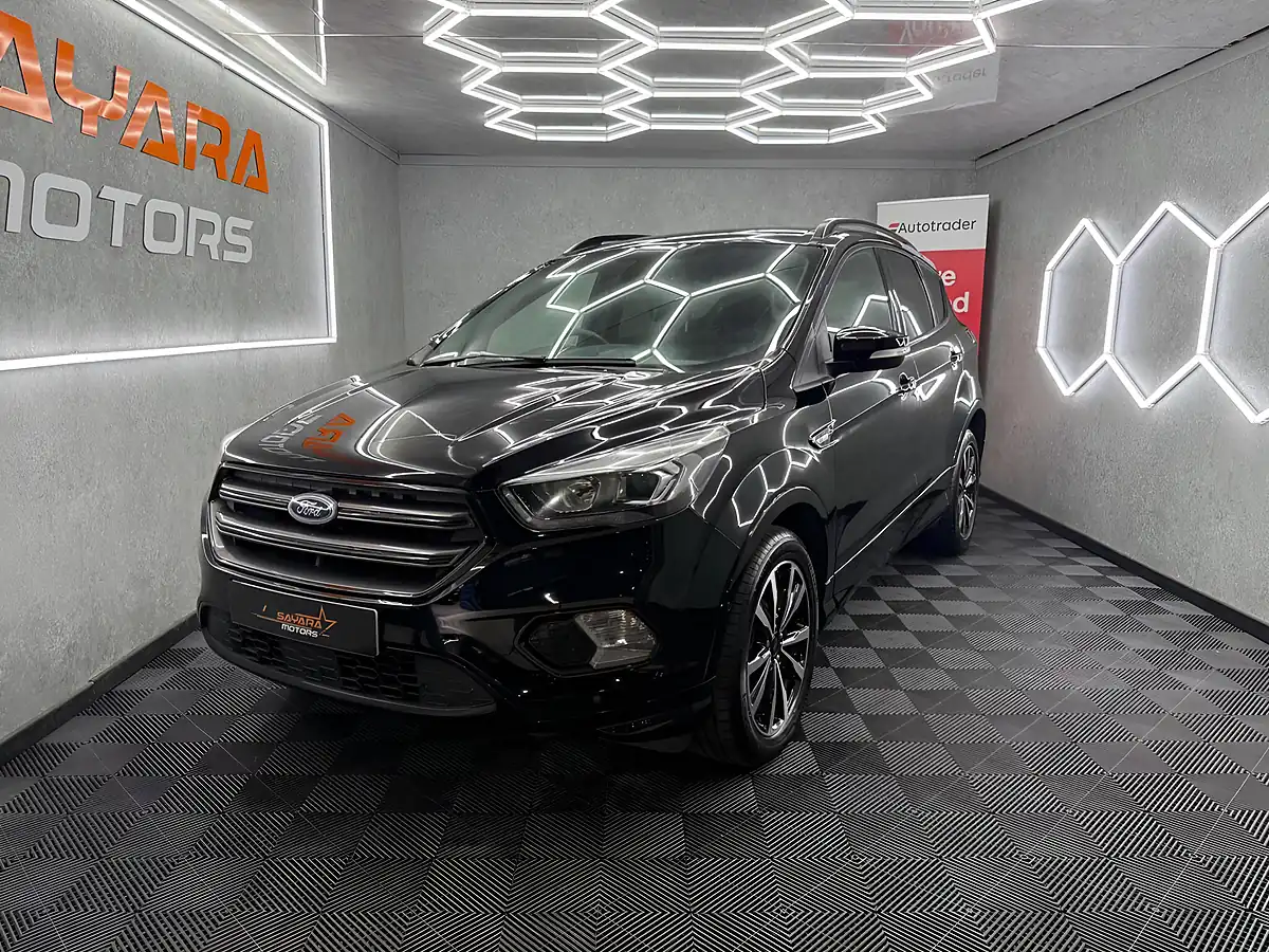 Used 2019 Ford Kuga ST-Line Black - Interior and Exterior details 8