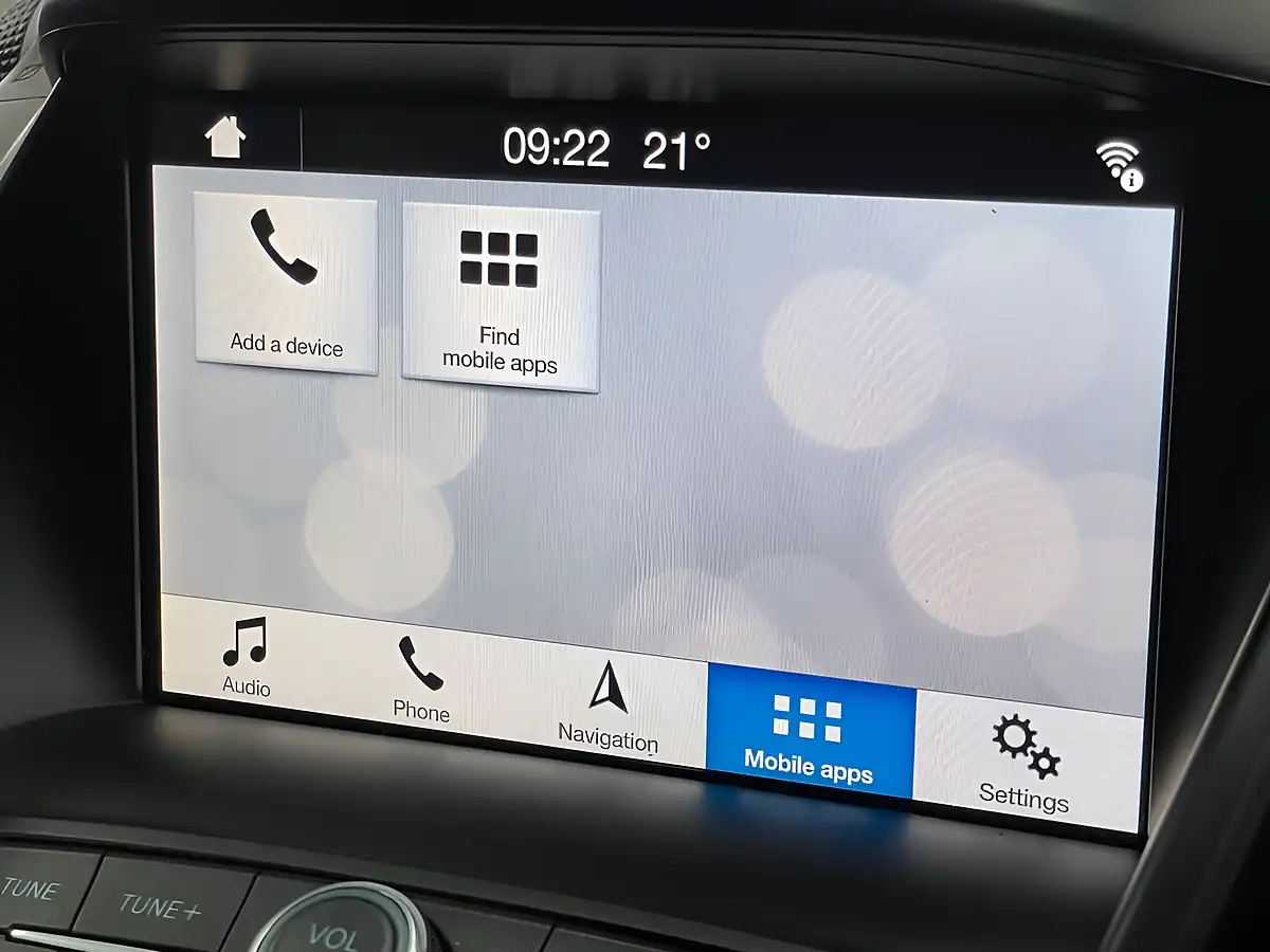 Used 2019 Ford Kuga ST-Line Chrome Blue - Interior and Exterior details 19