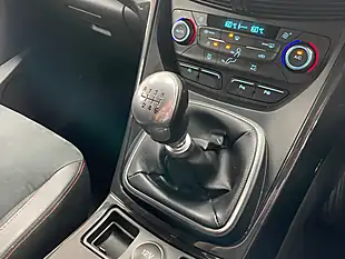 Used 2019 Ford Kuga ST-Line Chrome Blue - Interior and Exterior details 20