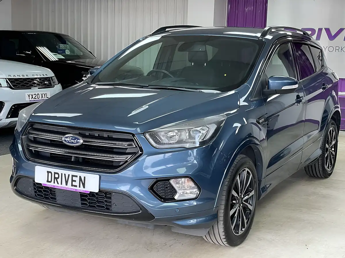 Used 2019 Ford Kuga ST-Line Chrome Blue - Interior and Exterior details 7