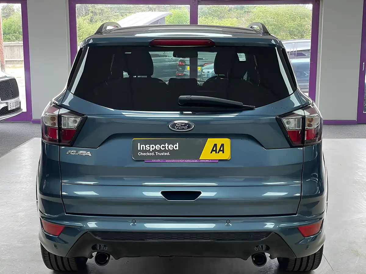 Used 2019 Ford Kuga ST-Line Chrome Blue - Interior and Exterior details 9