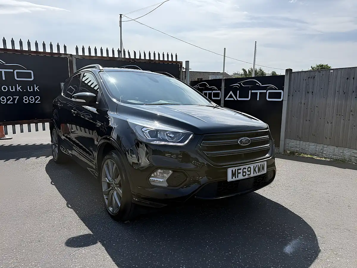 Used 2019 Ford Kuga ST-Line Edition Black - Front View