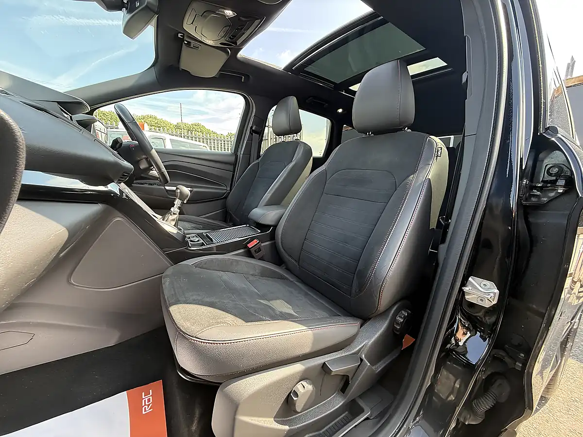 Used 2019 Ford Kuga ST-Line Edition Black - Interior and Exterior details 19
