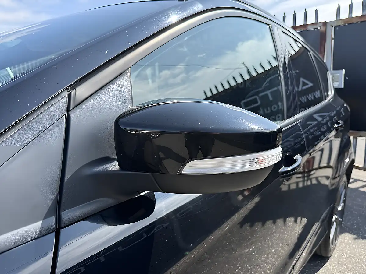 Used 2019 Ford Kuga ST-Line Edition Black - Interior and Exterior details 4