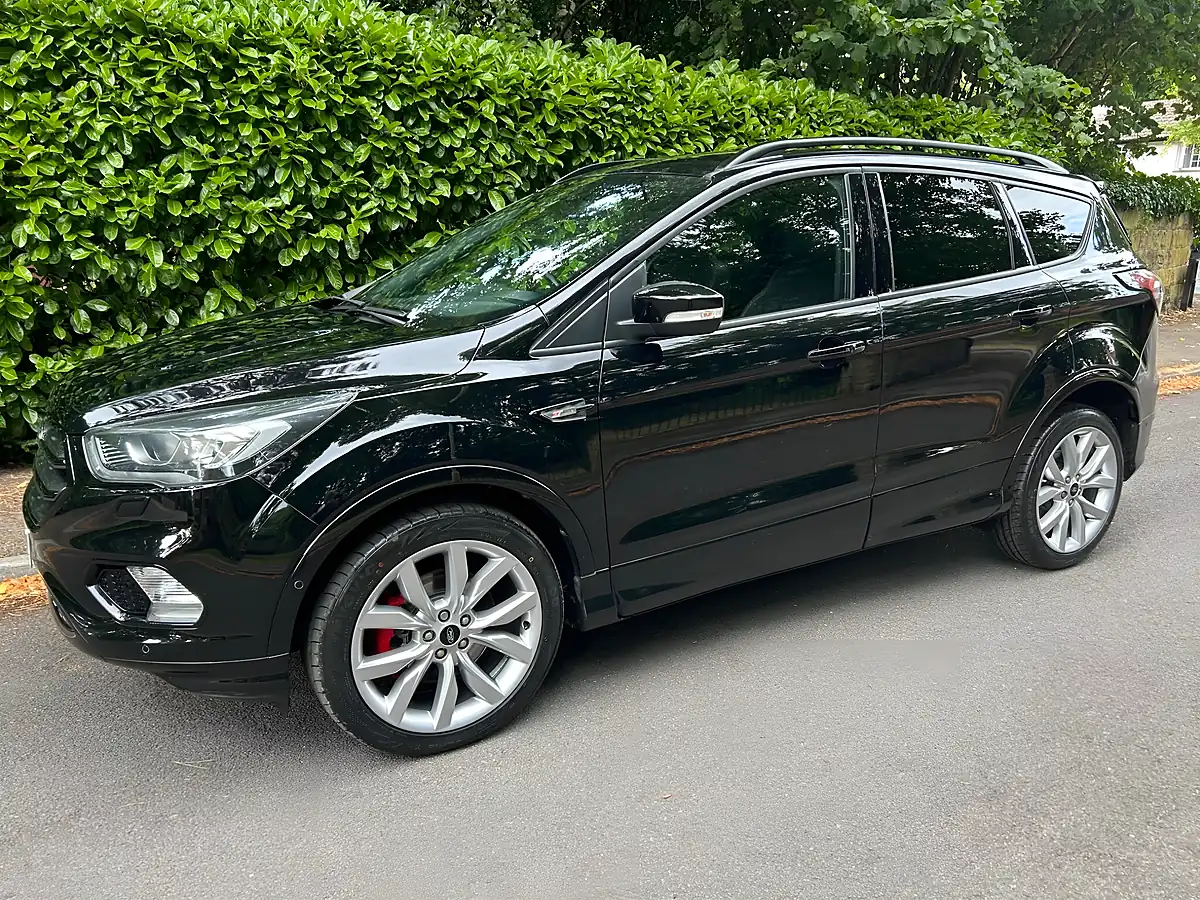 Used 2019 Ford Kuga ST-Line Edition Black - Front View